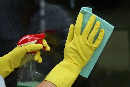 Local home cleaning service for Chiswick houses and flats