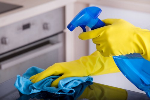 End of tenancy cleaning in a Chiswick home