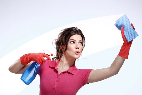 Deep cleaning service for a Chiswick property before a move